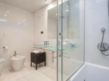 Rent Passeig De Gracia Hotel Barcellona